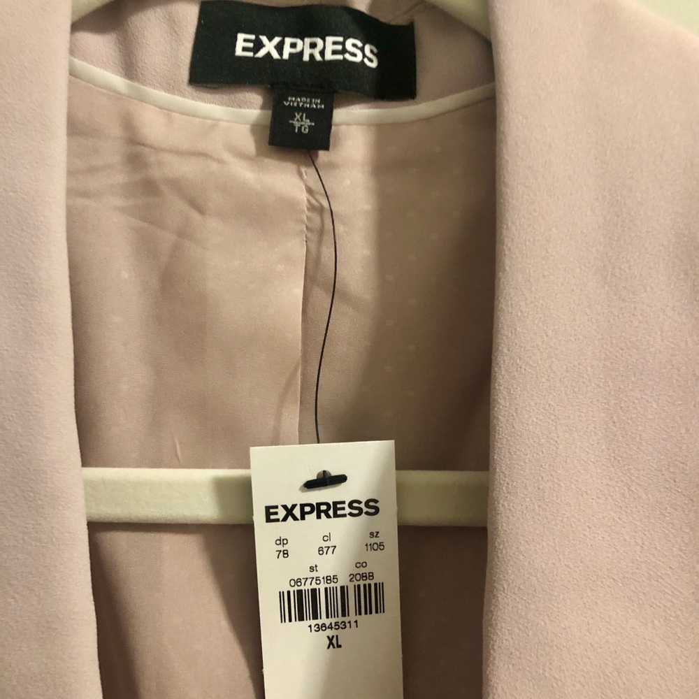 Express Women’s Ruched Sleeve Boyfriend Blazer - Picture 2 of 2
